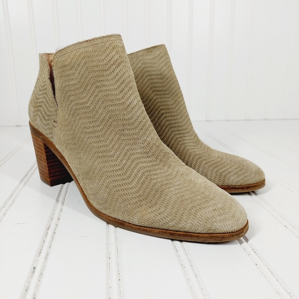 Lucky Brand Pickla Suede Leather Cut Out Booties B384 - Picture 4 of 12